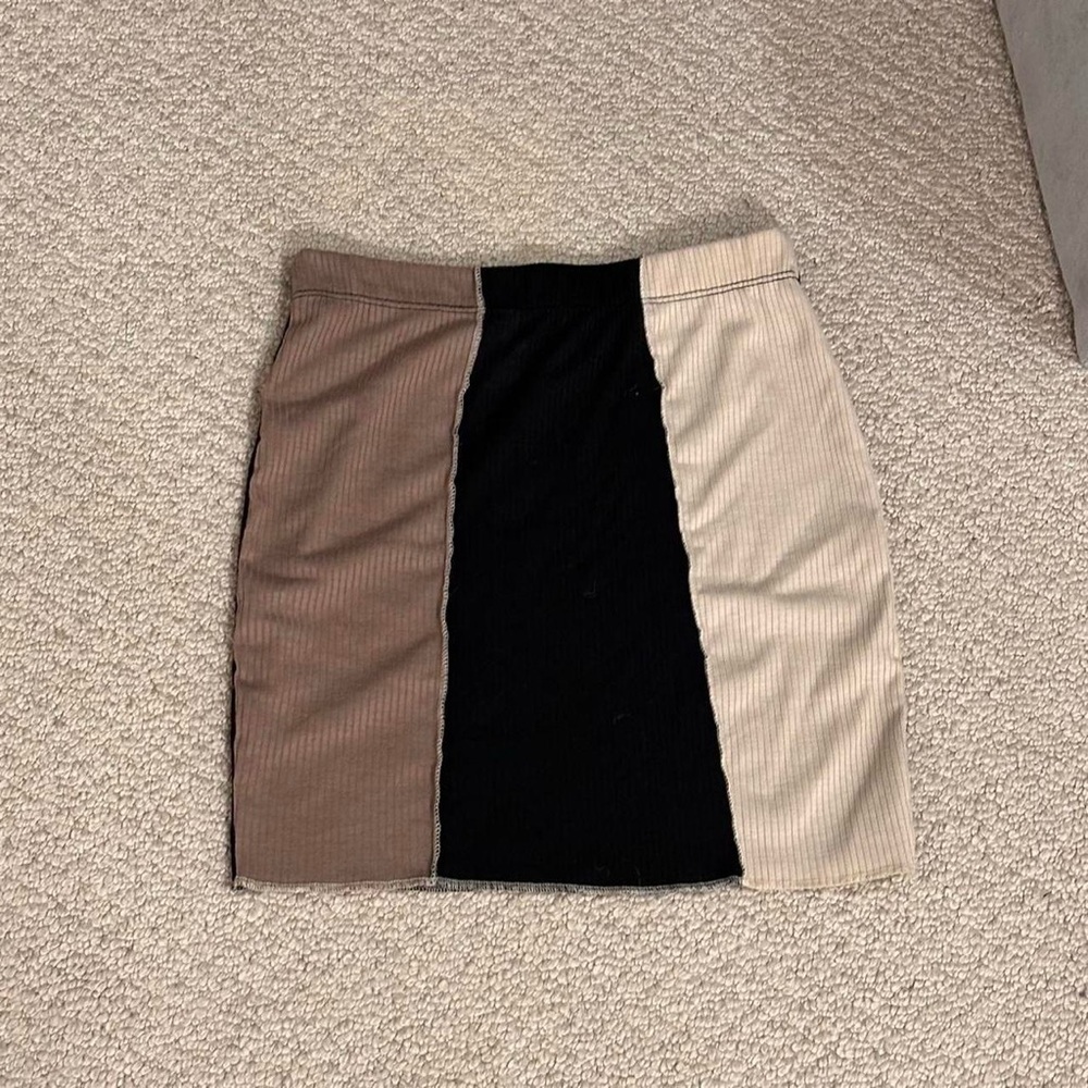 Bodycon Colorblock Mini Skirt - Picture 2 of 5